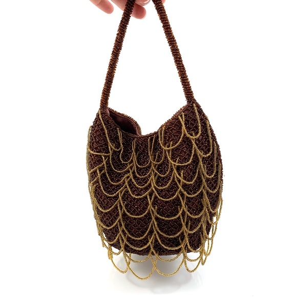 Vintage Handbags - ❌SOLD❌ VTG brown and gold glass beaded scalloped mini bag